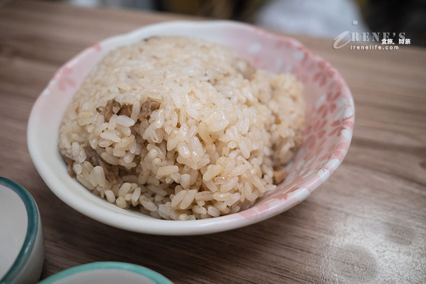 不用到宜蘭,台北也吃的到正常鮮肉小籠包!吃完順便逛饒河街或是五分埔 不用到宜蘭,台北也吃的到正常鮮肉小籠包!吃完順便逛饒河街或是五分埔