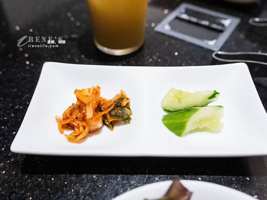 沖繩必吃人氣燒肉,牧場直營的燒肉店,在國際通上就能享用到,套餐6600円起 沖繩必吃人氣燒肉,牧場直營的燒肉店,在國際通上就能享用到,套餐6600円起