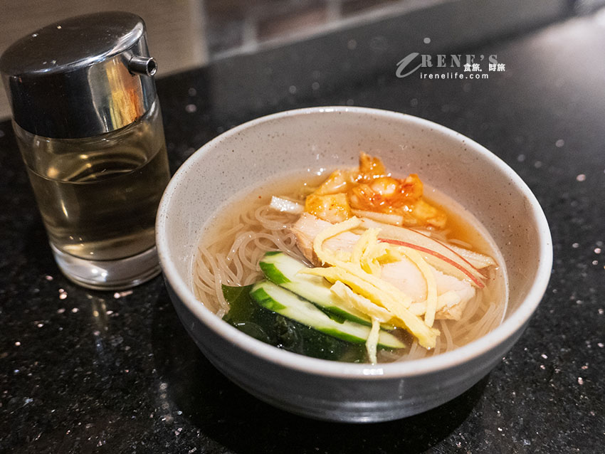 沖繩必吃人氣燒肉,牧場直營的燒肉店,在國際通上就能享用到,套餐6600円起 沖繩必吃人氣燒肉,牧場直營的燒肉店,在國際通上就能享用到,套餐6600円起