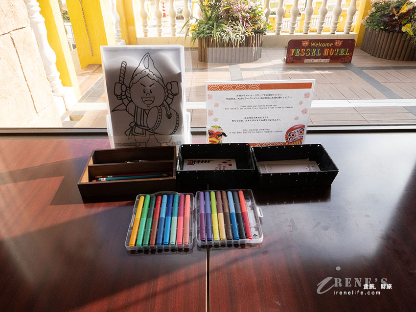 美國村親子住宿推薦|飲料、冰棒免費吃,海景展望浴場超級讚,旁邊就是日落沙灘 美國村親子住宿推薦|飲料、冰棒免費吃,海景展望浴場超級讚,旁邊就是日落沙灘