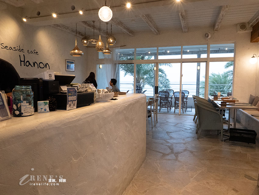 沖繩美國村海景咖啡店，夢幻鬆餅搭配無敵海景，Seaside Cafe hanon