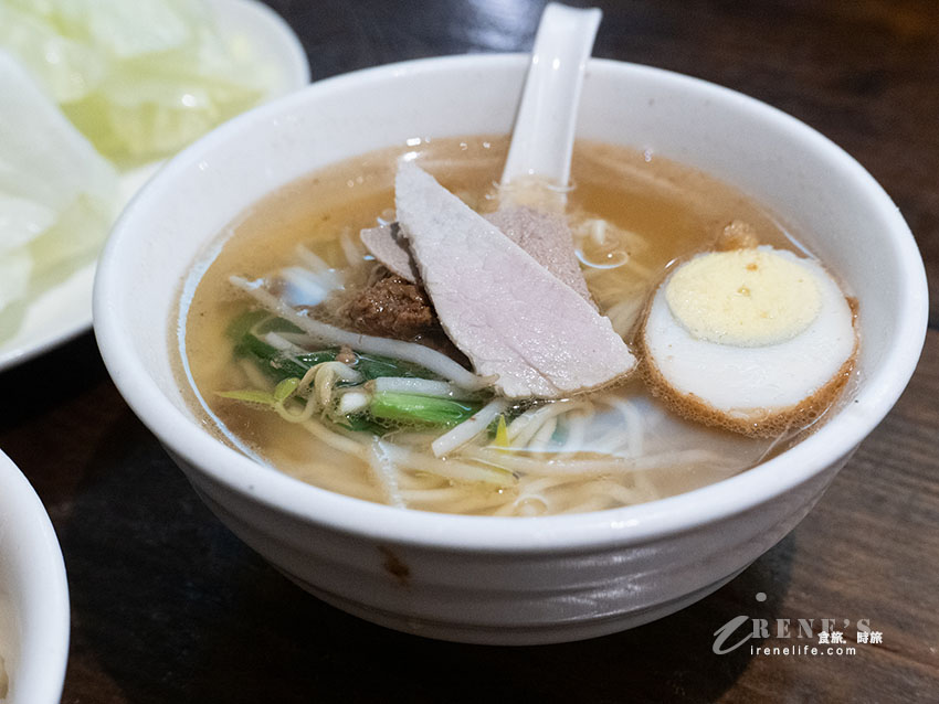 延伸閱讀：芝山站人氣麵店，從簡單的擔仔麵、魯肉飯到熱炒台菜全都有，適合人多好點菜