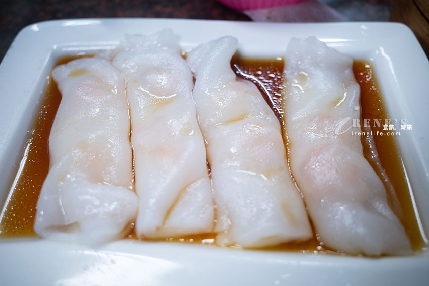 一週只賣兩天的超平價港式點心，一籠只要50元的港點大家拼命點，粥類也頗大碗好吃