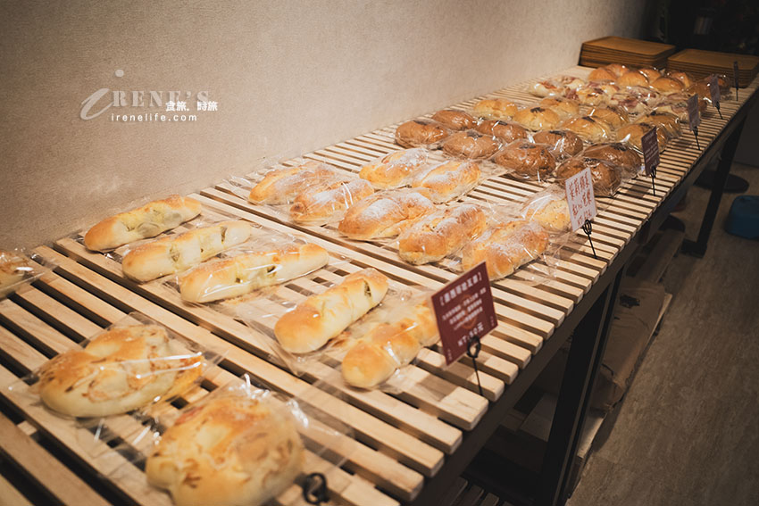 蘆洲隱藏版無菜單麵包店，使用日本九州熊本麵粉製作，每天創意麵包輪番上陣