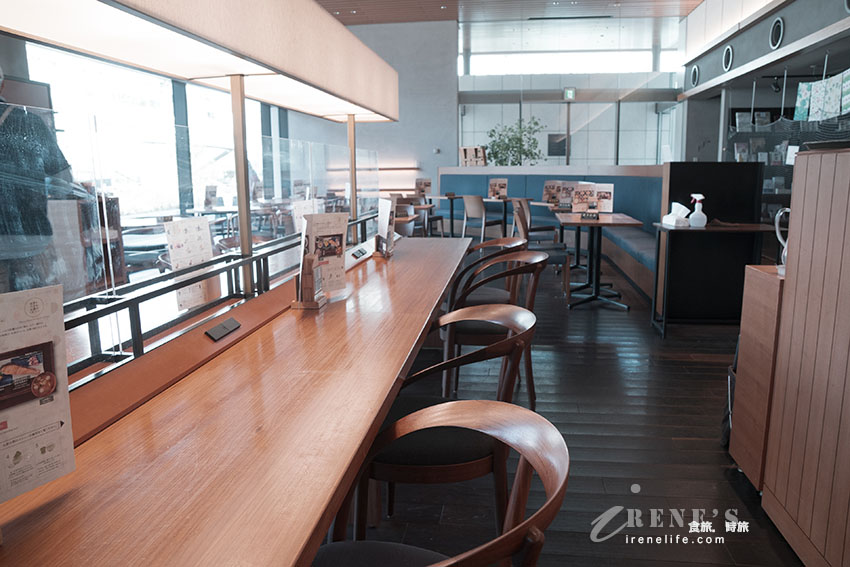築地場外市場旁的18品日式早餐,白粥熱湯配16碟小菜,多為築地特色美食,想吃先訂位 築地場外市場旁的18品日式早餐,白粥熱湯配16碟小菜,多為築地特色美食,想吃先訂位