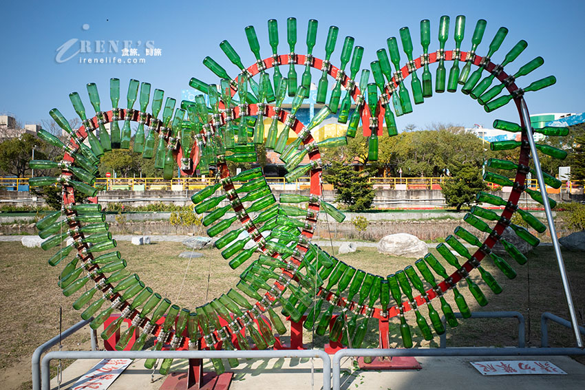 免門票還有免費停車場,大片草皮的啤酒公園好拍好溜孩,商品部也好好買,滿額送啤酒 免門票還有免費停車場,大片草皮的啤酒公園好拍好溜孩,商品部也好好買,滿額送啤酒