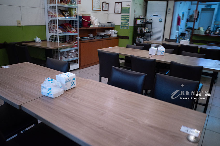 西門町商圈隱藏在巷弄中的美味素食,鐵板燒、火鍋、蛋包飯、蓋飯種類多 西門町商圈隱藏在巷弄中的美味素食,鐵板燒、火鍋、蛋包飯、蓋飯種類多