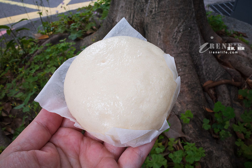 藏在巷子裡手工饅頭包子店，松露巧克力包、奶黃包超爆漿！玉米起司包小孩最愛