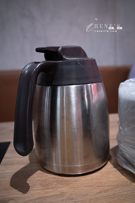 王品集團旗下台式平價小火鍋,蔬菜吧、飲料、霜淇淋、雞油飯無限供應吃到飽 王品集團旗下台式平價小火鍋,蔬菜吧、飲料、霜淇淋、雞油飯無限供應吃到飽