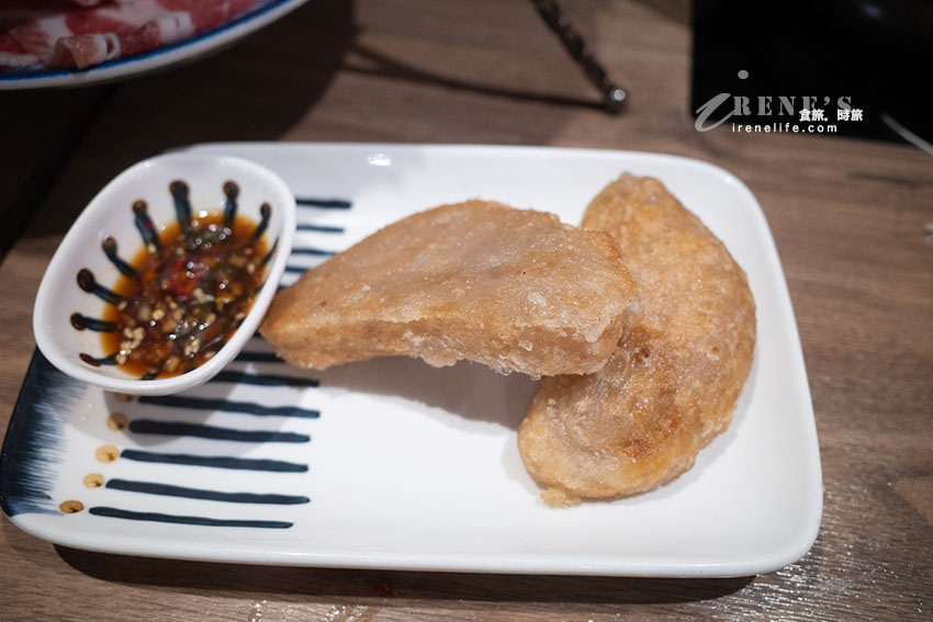 王品集團旗下台式平價小火鍋,蔬菜吧、飲料、霜淇淋、雞油飯無限供應吃到飽 王品集團旗下台式平價小火鍋,蔬菜吧、飲料、霜淇淋、雞油飯無限供應吃到飽