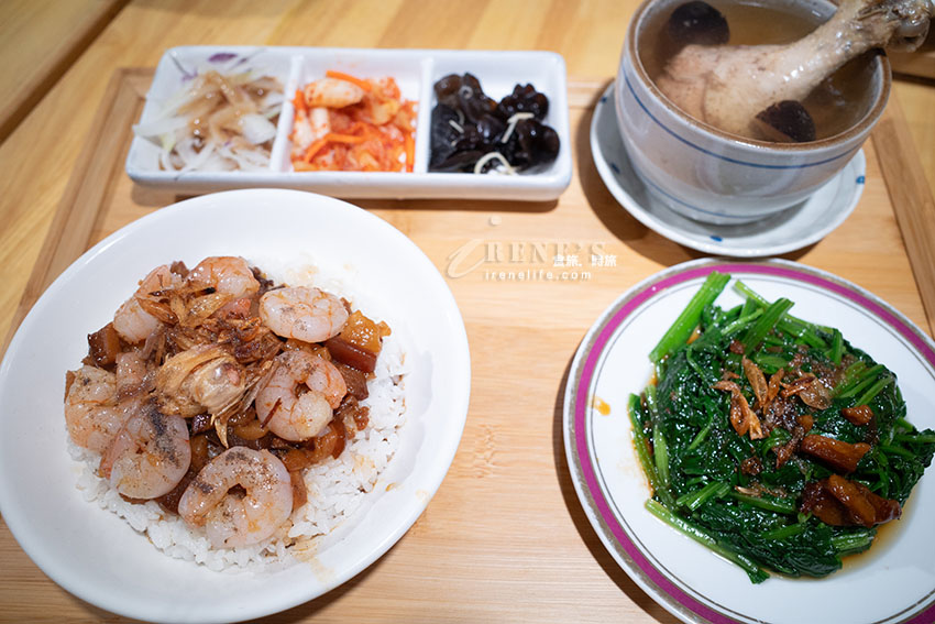 蝦仁滷肉飯