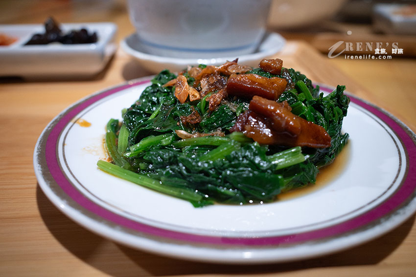 三重商工美食|奢華蝦仁滷肉飯、腿庫飯、香菇蒜頭雞湯,什麼都要就來份「都想吃套餐」 三重商工美食|奢華蝦仁滷肉飯、腿庫飯、香菇蒜頭雞湯,什麼都要就來份「都想吃套餐」