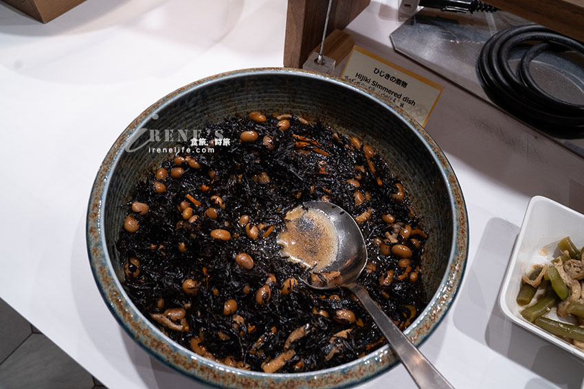 河口湖一打開窗戶就能看到富士山的平價飯店！有天然溫泉、免費早餐以及免費調酒
