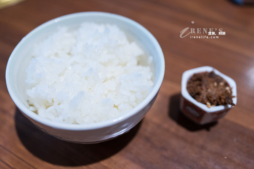 高山大啖A5飛驒牛,精肉店直營的平價燒肉餐廳,排隊是常態,中午有划算的午間套餐 高山大啖A5飛驒牛,精肉店直營的平價燒肉餐廳,排隊是常態,中午有划算的午間套餐