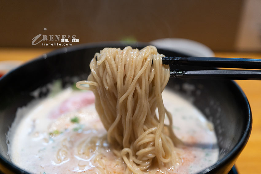 名古屋排隊美食|連續六年蟬聯tabelog百名店,濃郁的雞白湯、超蝦的蝦拉麵 名古屋排隊美食|連續六年蟬聯tabelog百名店,濃郁的雞白湯、超蝦的蝦拉麵