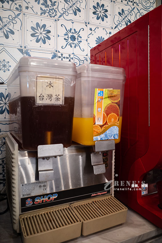 最便宜只要150元就有魯肉飯、雞油飯、飲料、冰品吃到飽，滿額還能轉扭蛋