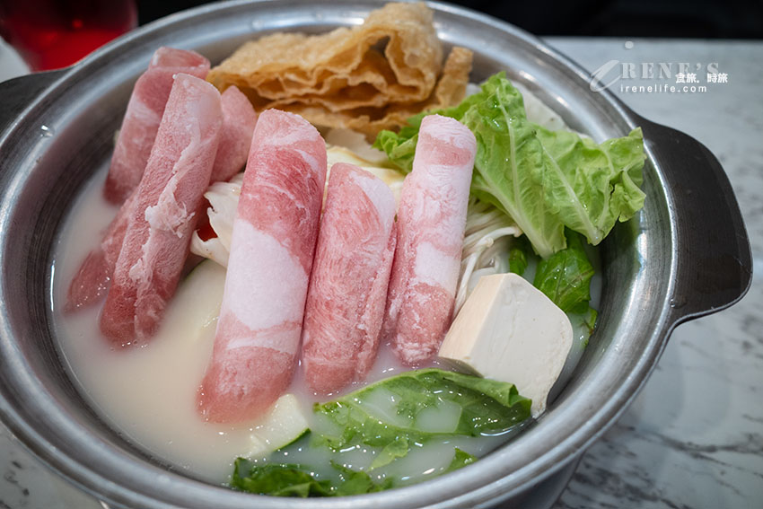 最便宜只要150元就有魯肉飯、雞油飯、飲料、冰品吃到飽,滿額還能轉扭蛋 最便宜只要150元就有魯肉飯、雞油飯、飲料、冰品吃到飽,滿額還能轉扭蛋
