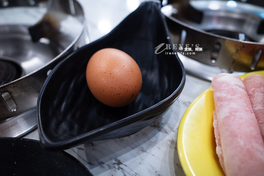 最便宜只要150元就有魯肉飯、雞油飯、飲料、冰品吃到飽，滿額還能轉扭蛋