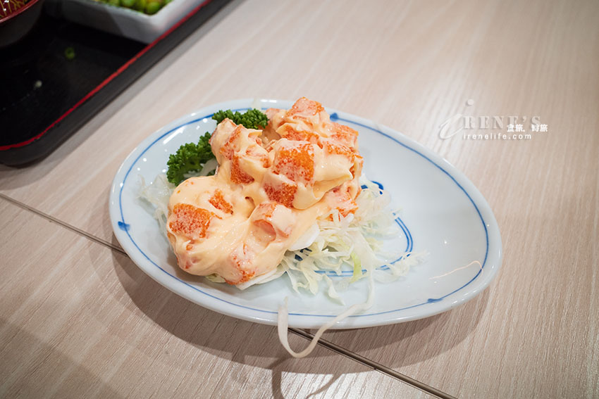 蘆洲30年老店開到三重來囉，平價日式料理，餐點選擇性超級多，外帶便當也很精緻