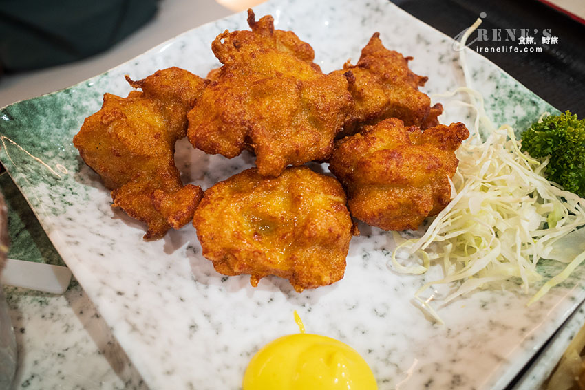 蘆洲30年老店開到三重來囉，平價日式料理，餐點選擇性超級多，外帶便當也很精緻