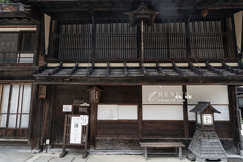 走入江戶時代氛圍的驛站,綿延的老街充斥年代感,曾是連接東京和京都的宿場 走入江戶時代氛圍的驛站,綿延的老街充斥年代感,曾是連接東京和京都的宿場
