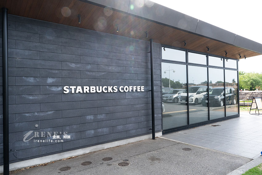 世界最美的星巴克STARBUCKS就在富山環水公園！春天被櫻花包圍的景色更是美到爆