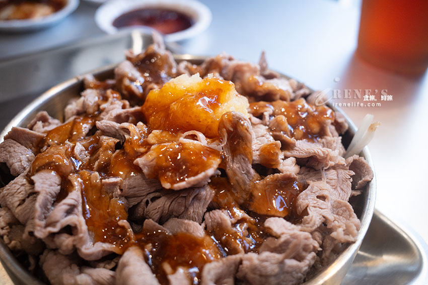 個人獨享羊肉專賣店，滿滿羊肉料理超開心！魯肉飯、羊油麵線、蒜泥羊肉片、羊肉湯