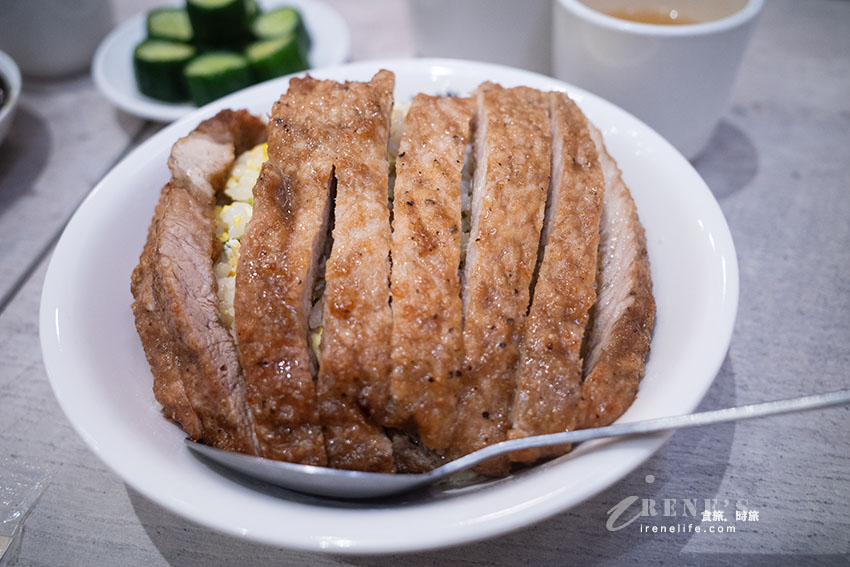 新莊平替版鼎泰豐,排骨炒飯、紅油抄手、擔擔麵等經典麵食,餐館乾淨舒適 新莊平替版鼎泰豐,排骨炒飯、紅油抄手、擔擔麵等經典麵食,餐館乾淨舒適