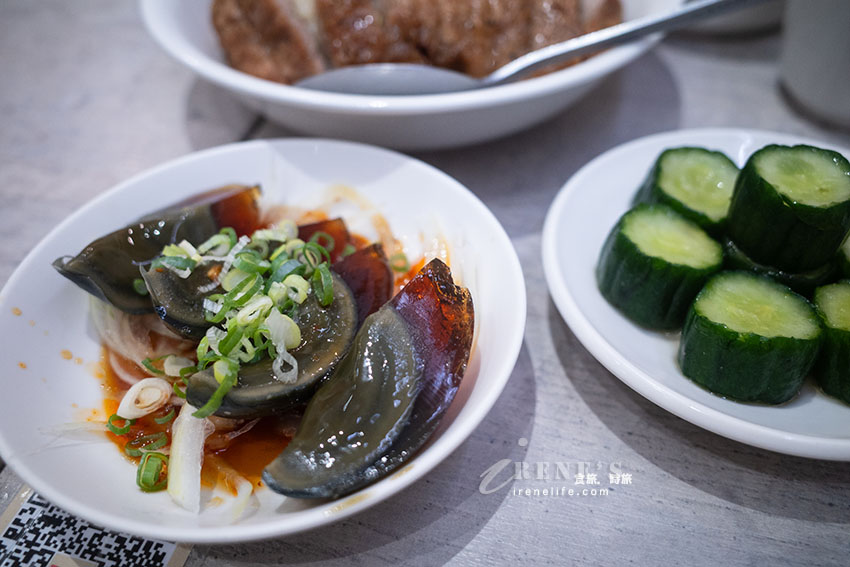 新莊平替版鼎泰豐,排骨炒飯、紅油抄手、擔擔麵等經典麵食,餐館乾淨舒適 新莊平替版鼎泰豐,排骨炒飯、紅油抄手、擔擔麵等經典麵食,餐館乾淨舒適