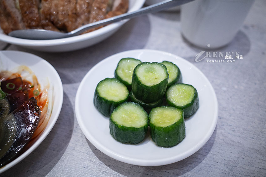 新莊平替版鼎泰豐,排骨炒飯、紅油抄手、擔擔麵等經典麵食,餐館乾淨舒適 新莊平替版鼎泰豐,排骨炒飯、紅油抄手、擔擔麵等經典麵食,餐館乾淨舒適