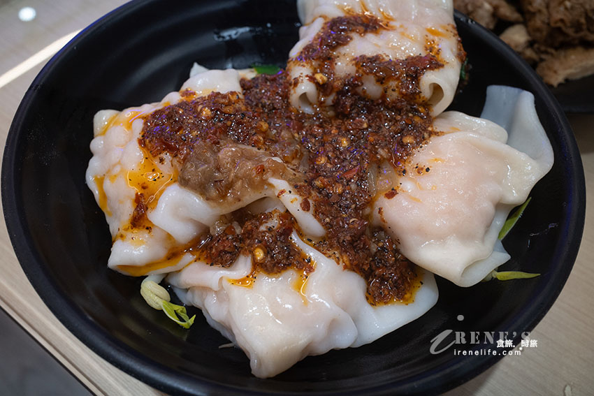 延伸閱讀：近林口三井outlet的好吃麵食館，水餃、炸醬麵都不錯，雲吞皮薄餡飽滿吃的到蝦肉