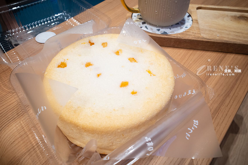 蘆洲也買得到日本火紅的生乳甜甜圈囉！提供內用想吃個下午茶也沒問題
