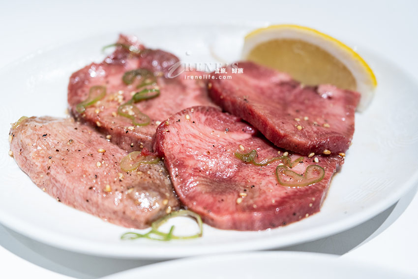 盛岡必吃美食,冷麵配燒肉!盛岡車站前人氣超夯餐廳,從二樓一路排到一樓人行道 盛岡必吃美食,冷麵配燒肉!盛岡車站前人氣超夯餐廳,從二樓一路排到一樓人行道