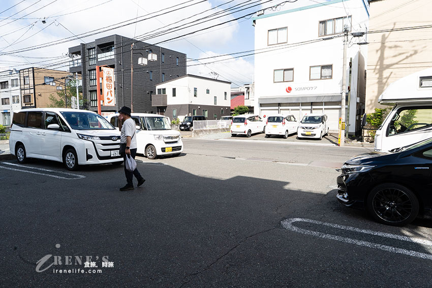盛岡人最愛的在地麵包店,長型餐包夾入沉甸甸的內餡,多達數十種口味讓人點餐超猶豫 盛岡人最愛的在地麵包店,長型餐包夾入沉甸甸的內餡,多達數十種口味讓人點餐超猶豫