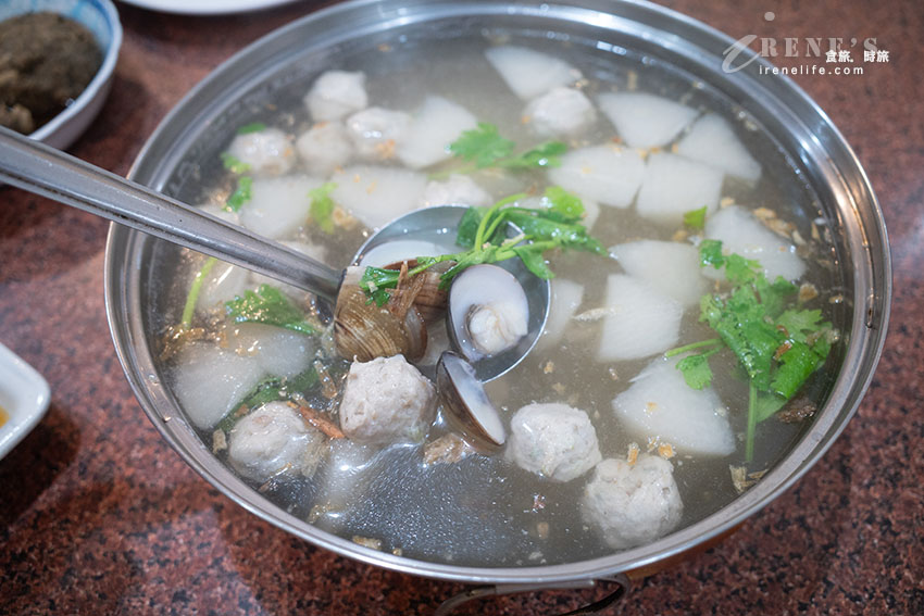 一週只開兩天!苑裡老街必吃的家常味,中了化骨綿掌的滷香魚、下飯的福菜肉丸 一週只開兩天!苑裡老街必吃的家常味,中了化骨綿掌的滷香魚、下飯的福菜肉丸