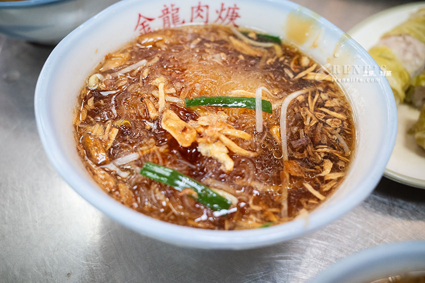 基隆三沙灣50年老店,500碗之一的在地美食,排隊人潮超誇張,才12點多豬腳就全售完 基隆三沙灣50年老店,500碗之一的在地美食,排隊人潮超誇張,才12點多豬腳就全售完