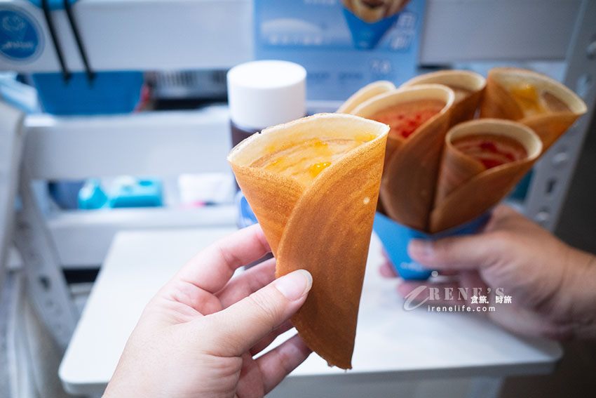 好拍又好吃的基隆甜點！縮小版的可麗餅，宛如一束花，綜合煎餅一次可選三種口味