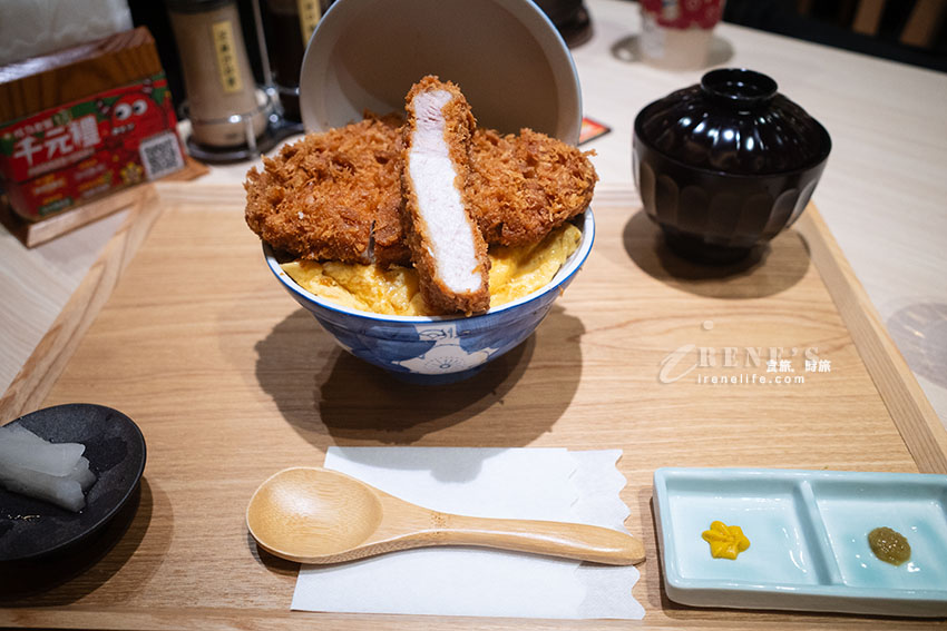 日本知名豬排丼品牌「かつ丼屋 勝急」台灣首店，台灣限定「海之味盛合豬排丼」僅賣到8月底