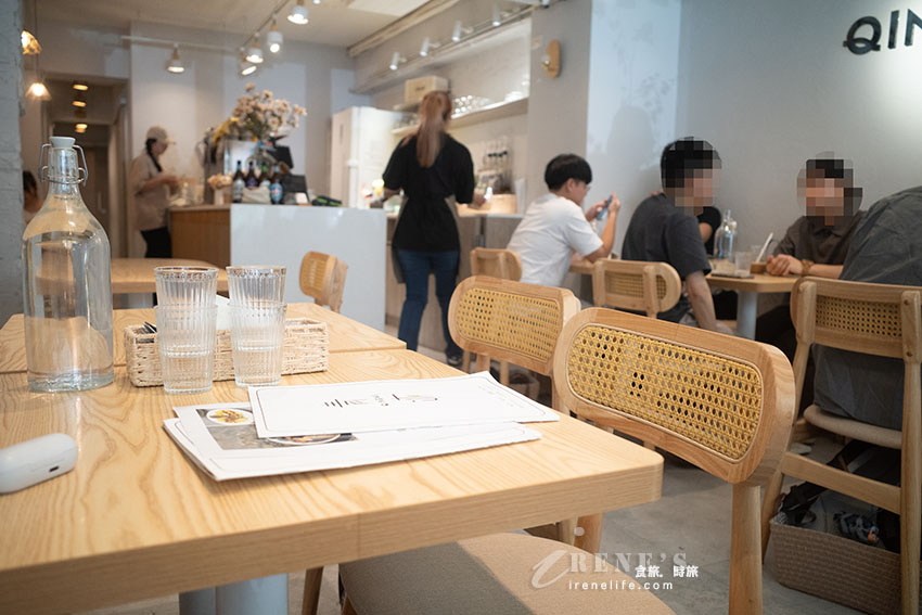 東區超強文青早午餐店，燉飯、義大利麵、漢堡選擇多，重點是樣樣都好吃