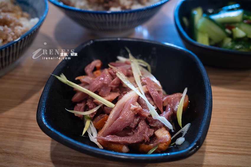 用親民的價格品嚐宜蘭在地特色小吃，人少也能方便享用，炒飯每日限量想吃請早