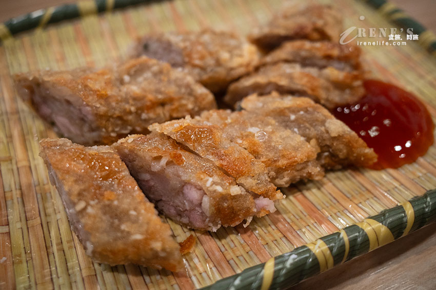 用親民的價格品嚐宜蘭在地特色小吃，人少也能方便享用，炒飯每日限量想吃請早