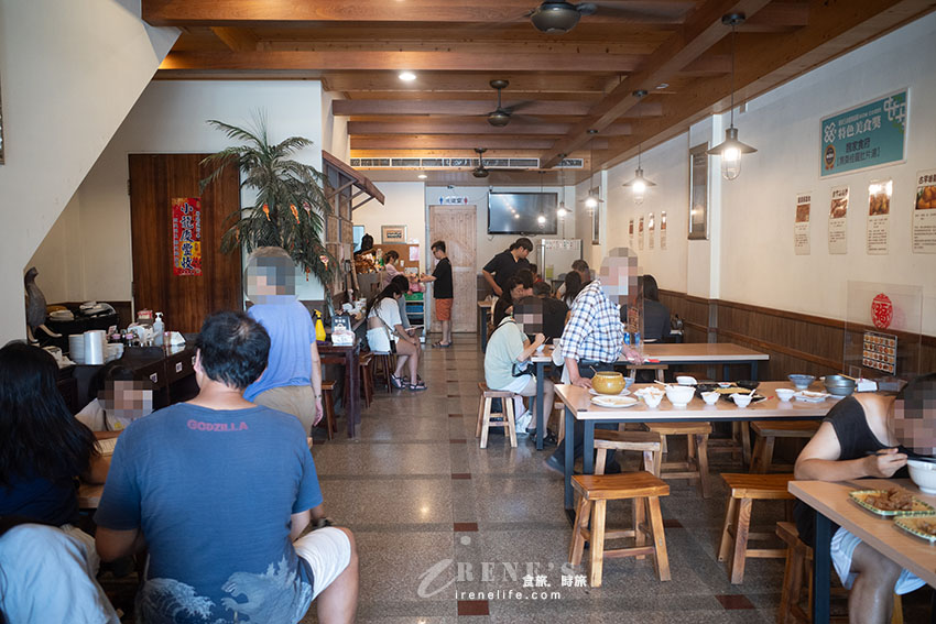 用親民的價格品嚐宜蘭在地特色小吃，人少也能方便享用，炒飯每日限量想吃請早