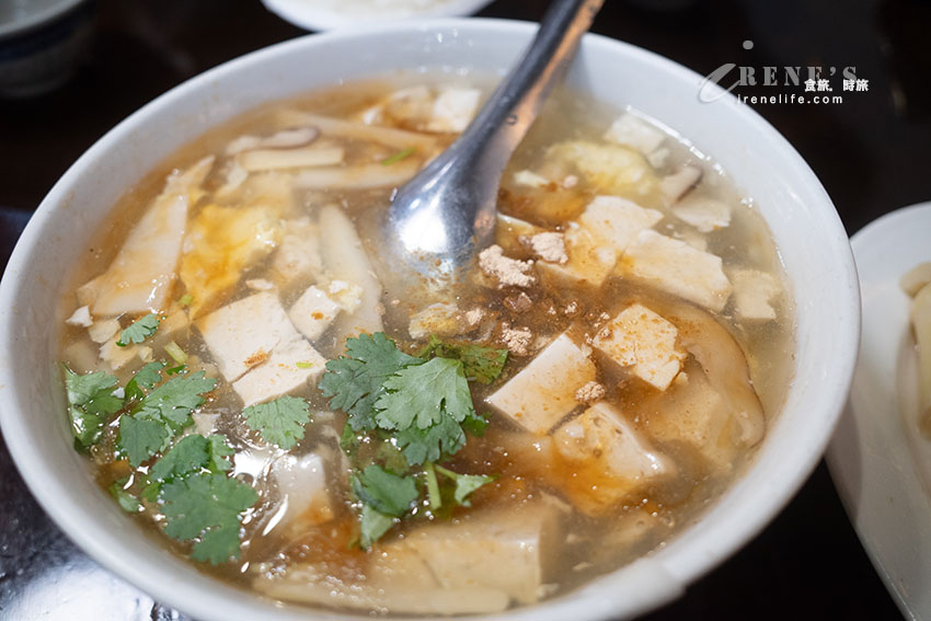在地人推薦深坑老街好吃豆腐餐廳,豆腐八吃有夠厲害,合菜不貴份量足 在地人推薦深坑老街好吃豆腐餐廳,豆腐八吃有夠厲害,合菜不貴份量足