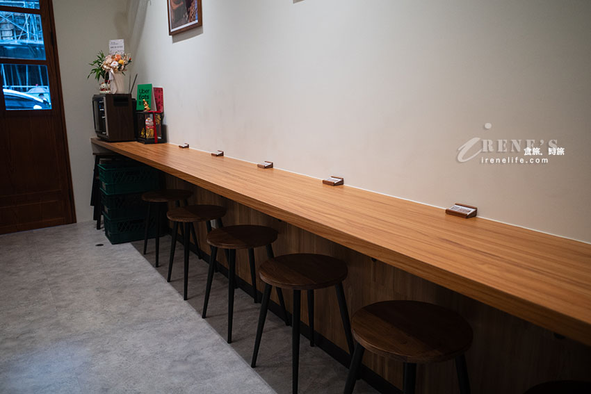 三重文青豆花|關東煮專賣店，一碗甜、一碗鹹的趣味，辣豆花是日系味