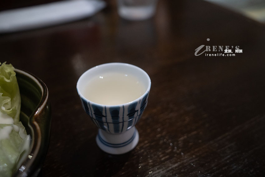 沖繩隱藏版美食,隱藏在住宅二樓不起眼的轉角,釜飯土鍋超迷人,西京燒也很讚 沖繩隱藏版美食,隱藏在住宅二樓不起眼的轉角,釜飯土鍋超迷人,西京燒也很讚