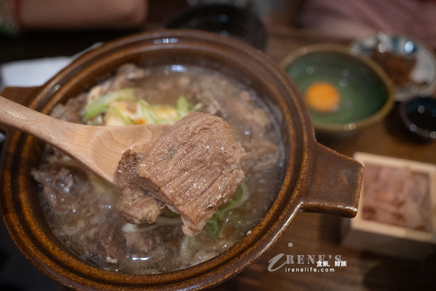 沖繩隱藏版美食，隱藏在住宅二樓不起眼的轉角，釜飯土鍋超迷人，西京燒也很讚