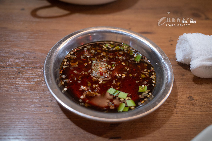 沖繩國際通旁平價和牛燒肉店,超厚牛舌好好吃,精選內臟拼盤新鮮又便宜 沖繩國際通旁平價和牛燒肉店,超厚牛舌好好吃,精選內臟拼盤新鮮又便宜