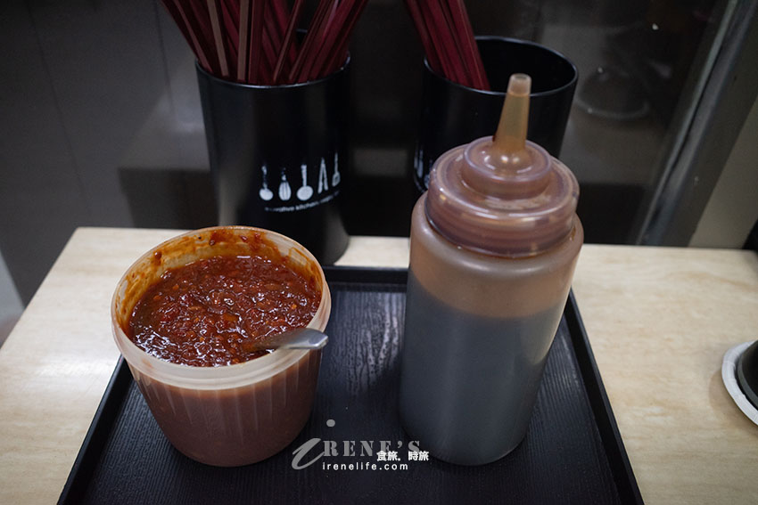 2025必比登推薦｜巷裡的排隊店，黑金滷肉飯配碗當歸羊肉，簡單好滿足