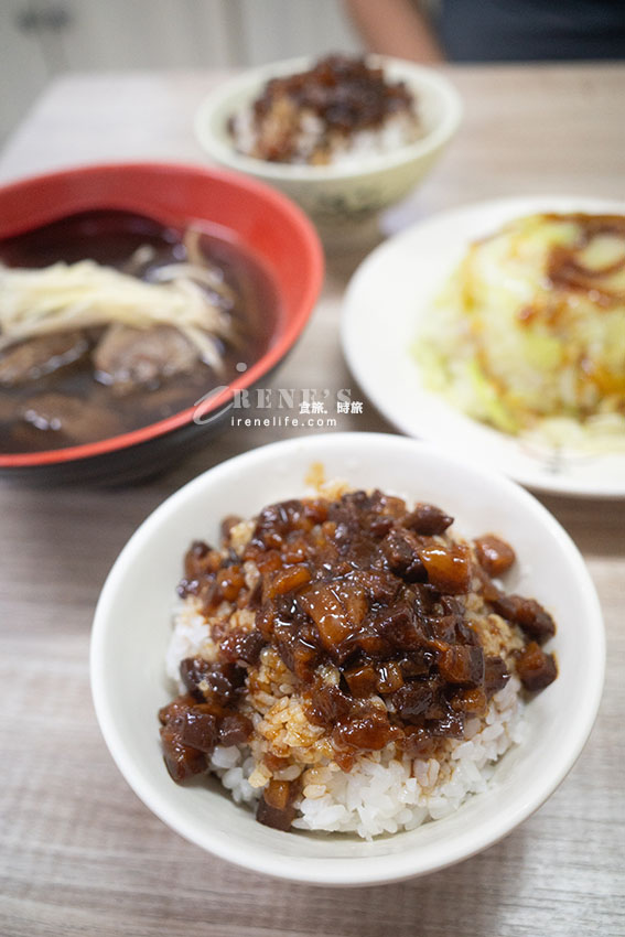 2025必比登推薦｜巷裡的排隊店，黑金滷肉飯配碗當歸羊肉，簡單好滿足