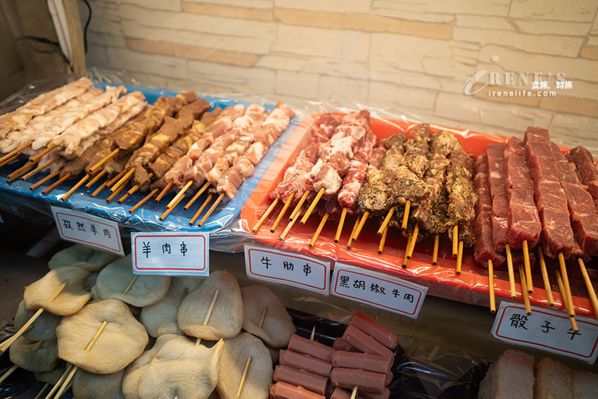 集美街上新開的串燒店,最便宜一串只要15元起,晚上宵夜又有新選擇 集美街上新開的串燒店,最便宜一串只要15元起,晚上宵夜又有新選擇